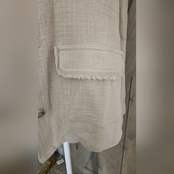MYSTREE Beige 100% cotton gauze button front shirt jacket. Size M NWOT - Picture 7 of 12